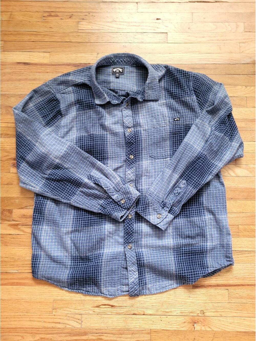 Billabong Mens XXL Flannel Shirt Blue White Plaid Long Sleeve Button Down